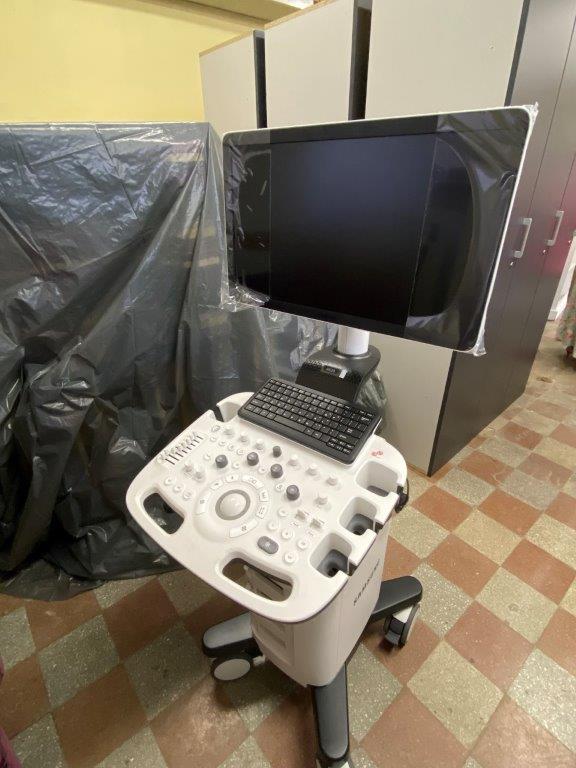 Használt HS30 ultrahang készülék két vizsgálófejjel szülészeti-nőgyógyászati célra - még a gyári csomagolásában