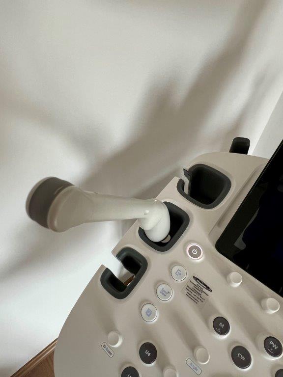 Használt Samsung HS50 típusú 2D/ 3D/ 4D/ 5D ultrahang készülék két vizsgálófejjel Használt Samsung HS50 típusú 2D/ 3D/ 4D/ 5D ultrahang készülék két vizsgálófejjel